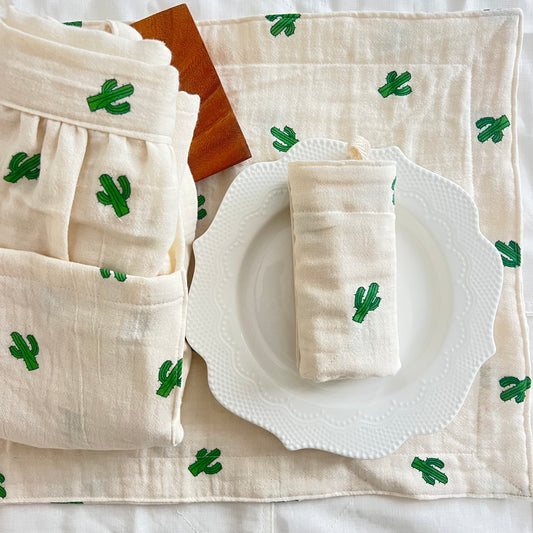 🎁 Gift Set 🎁 Handmade Double Cotton Gauze Apron &  Tea Towels